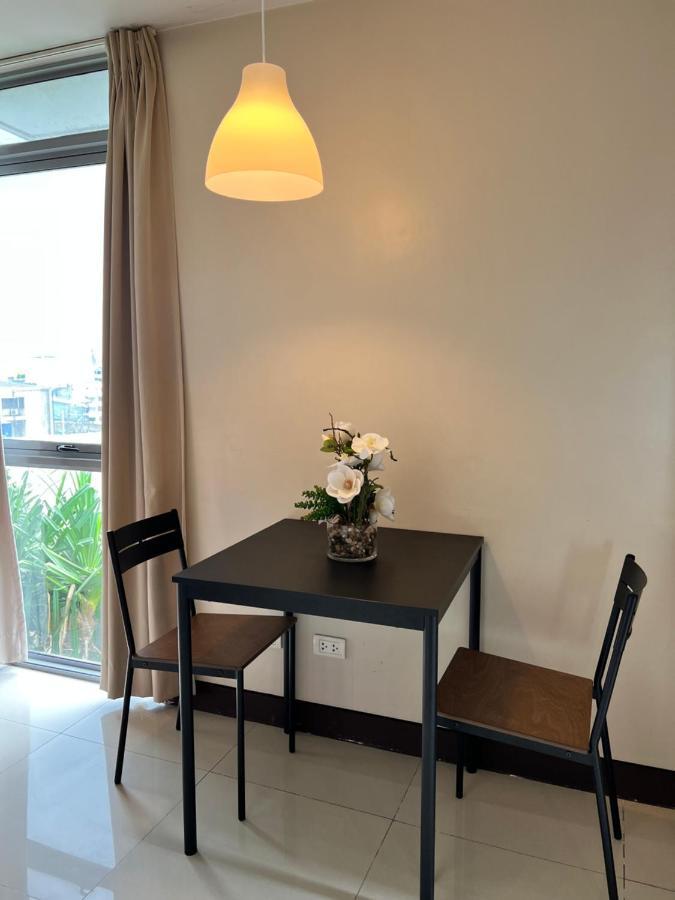 אפרטהוטל מנילה Manhattan Heights Tower D מראה חיצוני תמונה